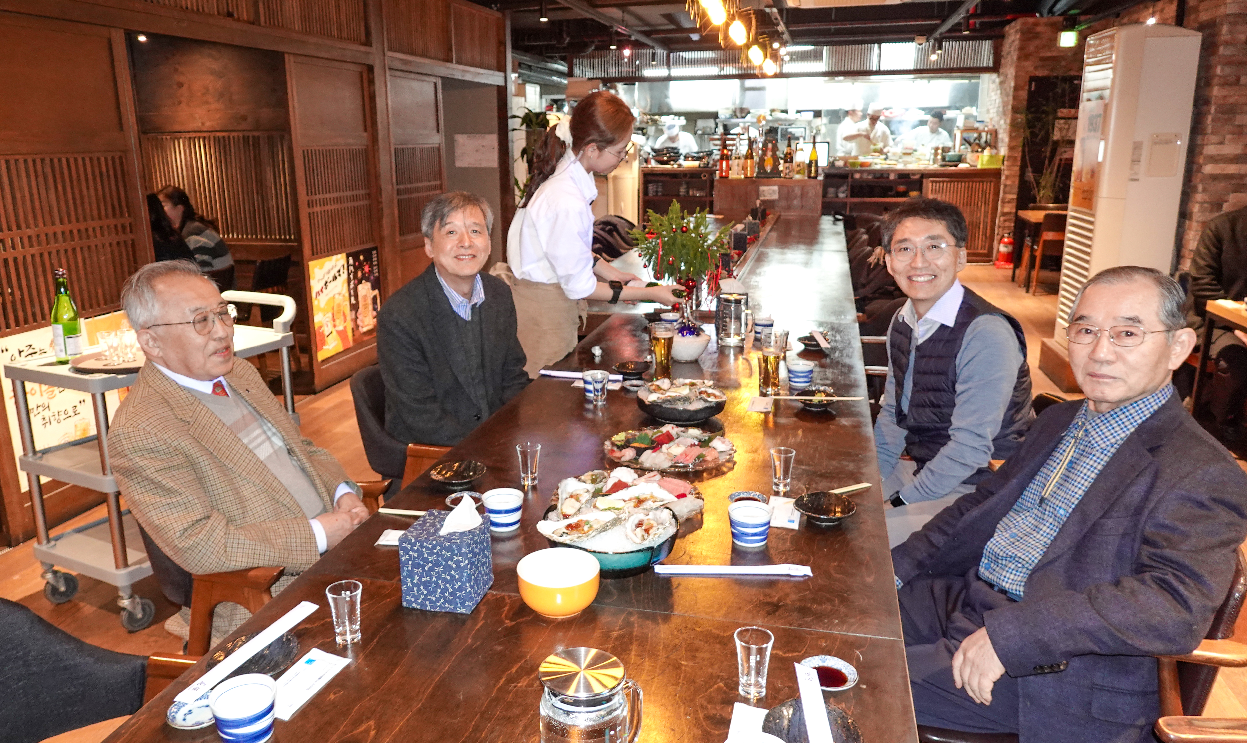 �̹��� 1:�۳�ȸ